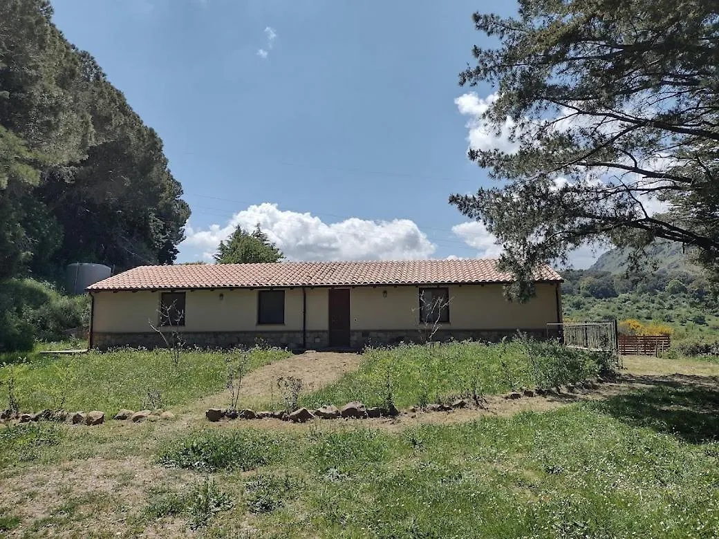 Agriturismo Bosco Pianetti Santuario di Gibilmanna مزرعة للإقامة