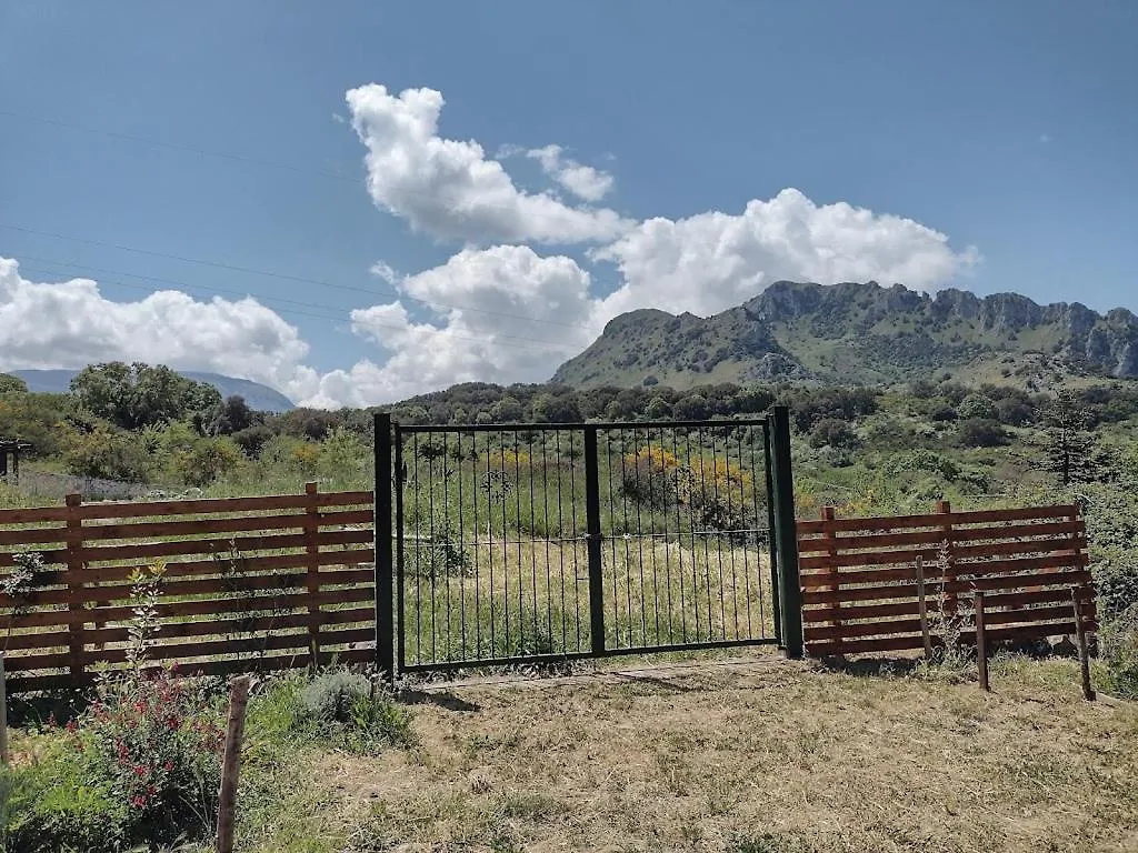 مزرعة للإقامة Agriturismo Bosco Pianetti Santuario di Gibilmanna
